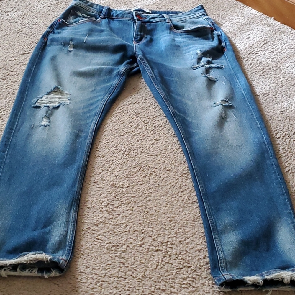 NWOT ZARA BOYFRIEND JEANS